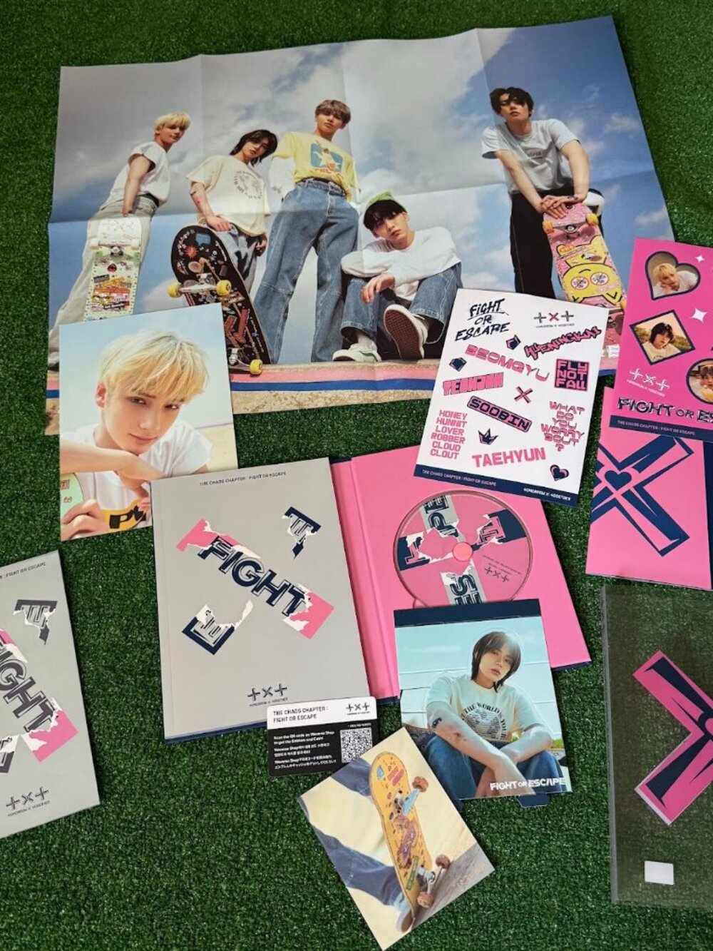 TXT The Chaos Chapter Fight or Escape Fight Ver K-Pop Album Complete w/Inclusion